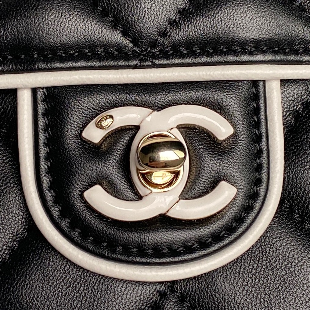 Chanel 1 25P Panda Series