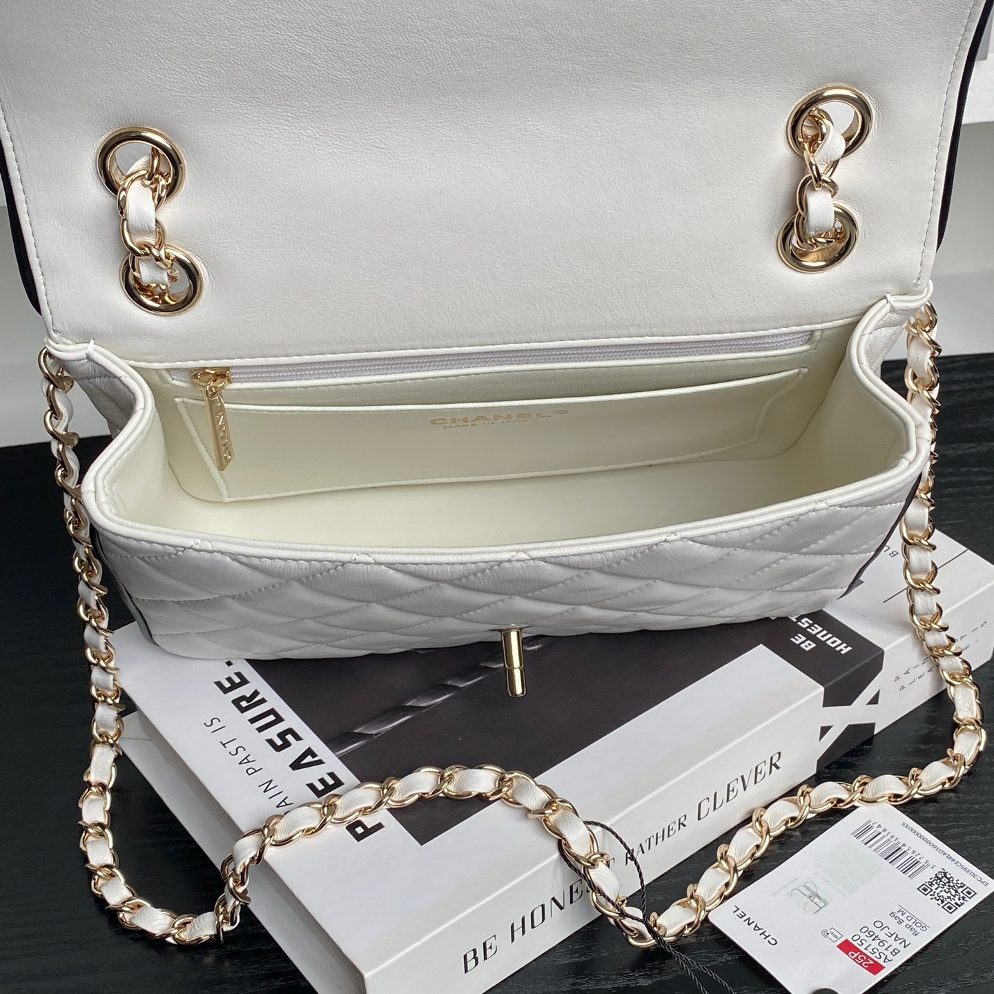 Chanel 1 25P Panda Series