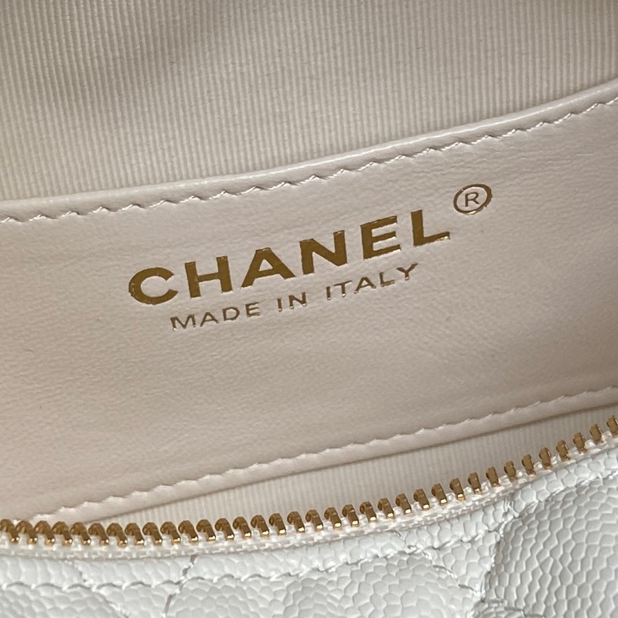 Chanel 1 25P Handbag