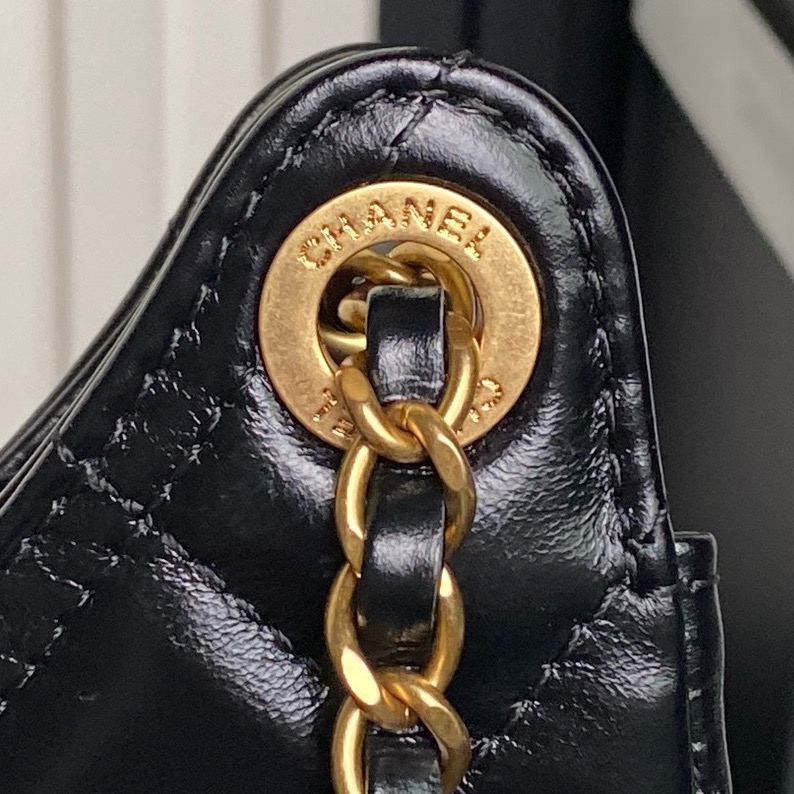 Chanel 25S Hobo Redesign