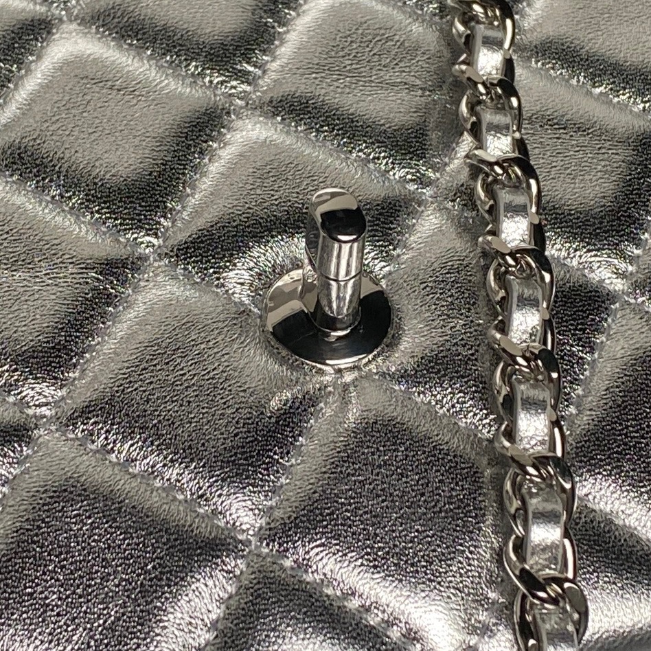 Chanel1 25S CF mini phone bag 