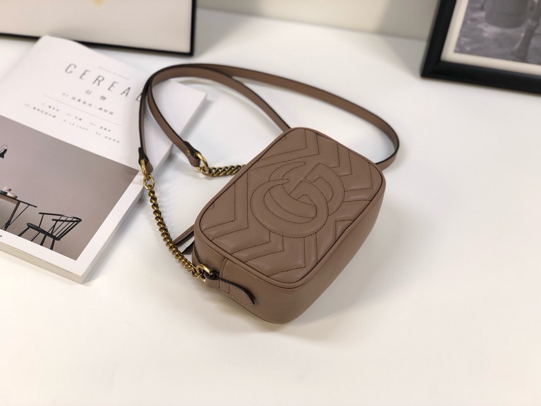 Gucci Marmont series small shoulder bag