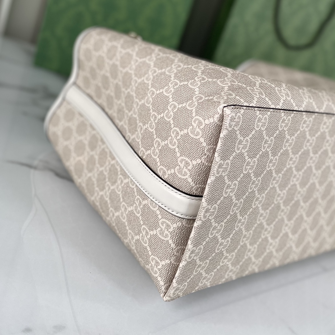 Gucci Emblem collection redefines